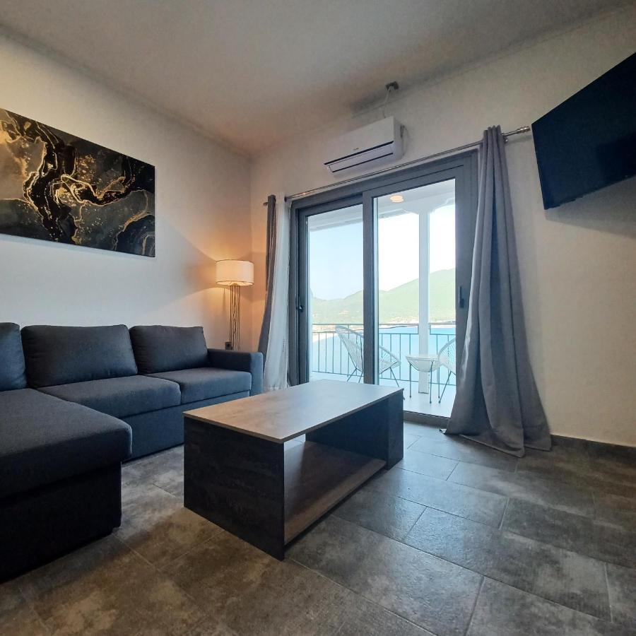 Ponti Bay Apartments Vasilikí Exteriör bild